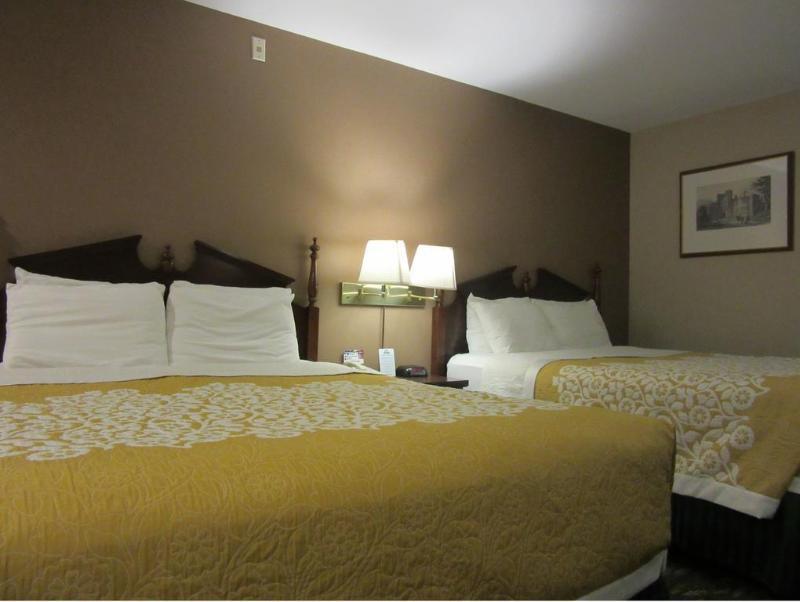 Days Inn By Wyndham Seatac Airport Экстерьер фото